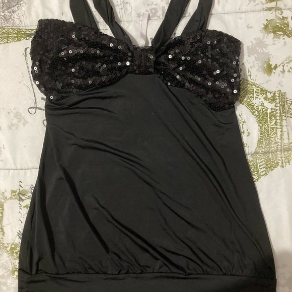 blouses 3 wore 2x each smoke free home almost new - Picture 3 of 13